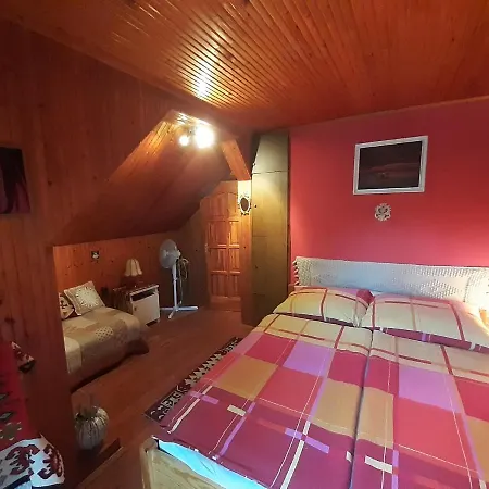 Szoke Nyaralo Tatil Evi