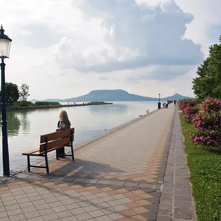 Szoke Nyaralo Holiday home Fonyod